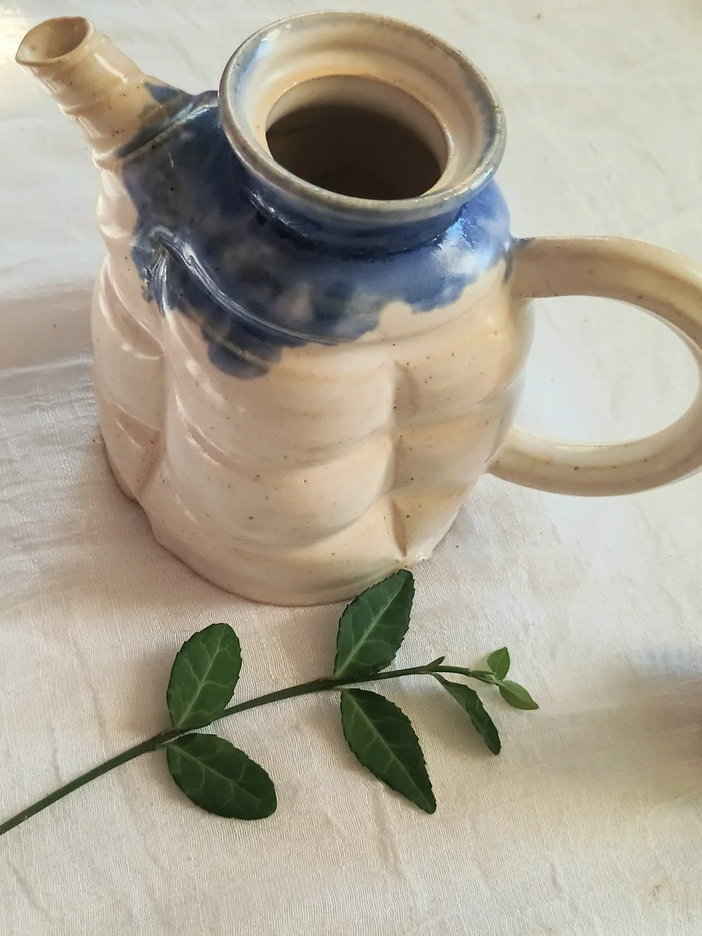 💙 STUDIO POTTERY 💙 Artisan, Hand-Thrown Pottery Teapot w Dog Accent, Quiet Lux